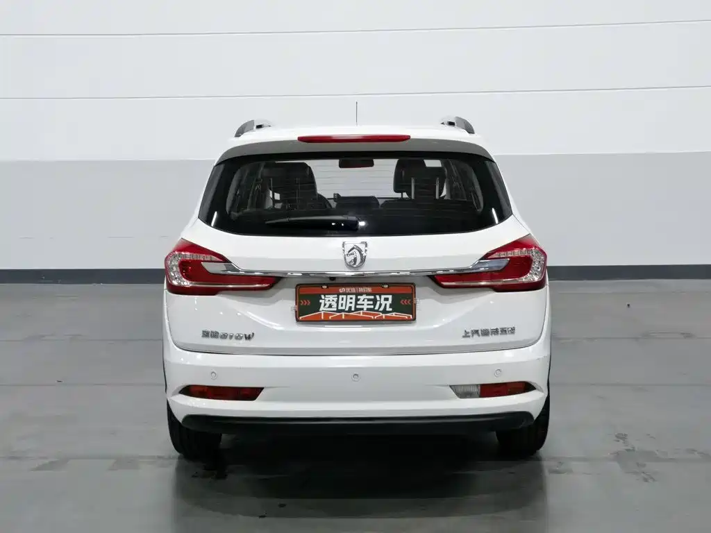 Baojun 310W — миниатюра 4