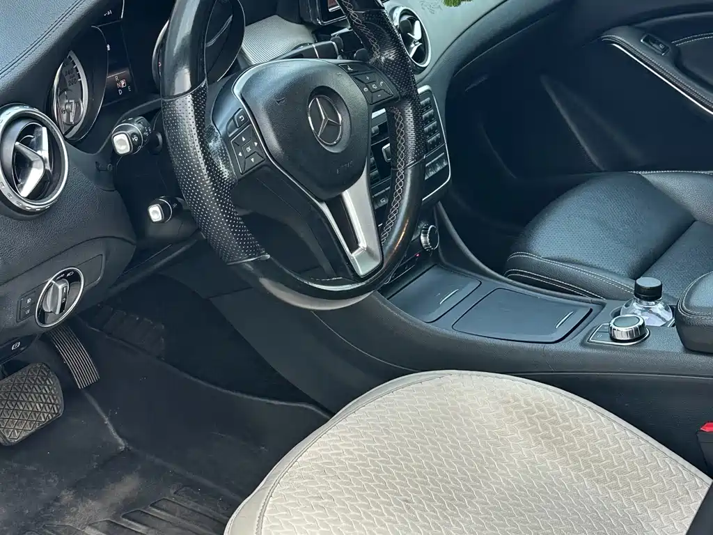 Mercedes-Benz GLA — миниатюра 6