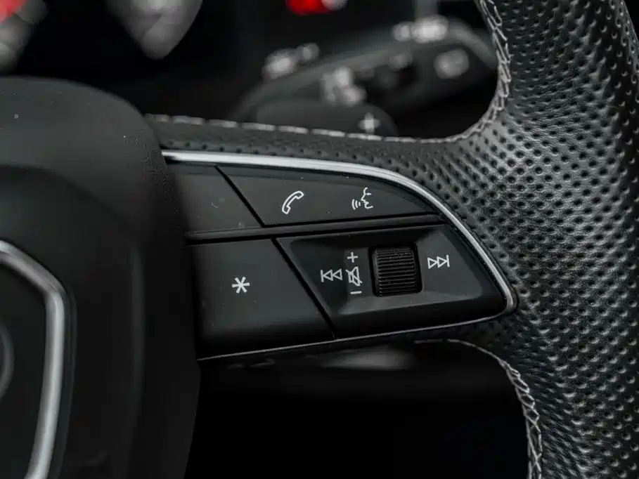 Audi Q8 — миниатюра 10