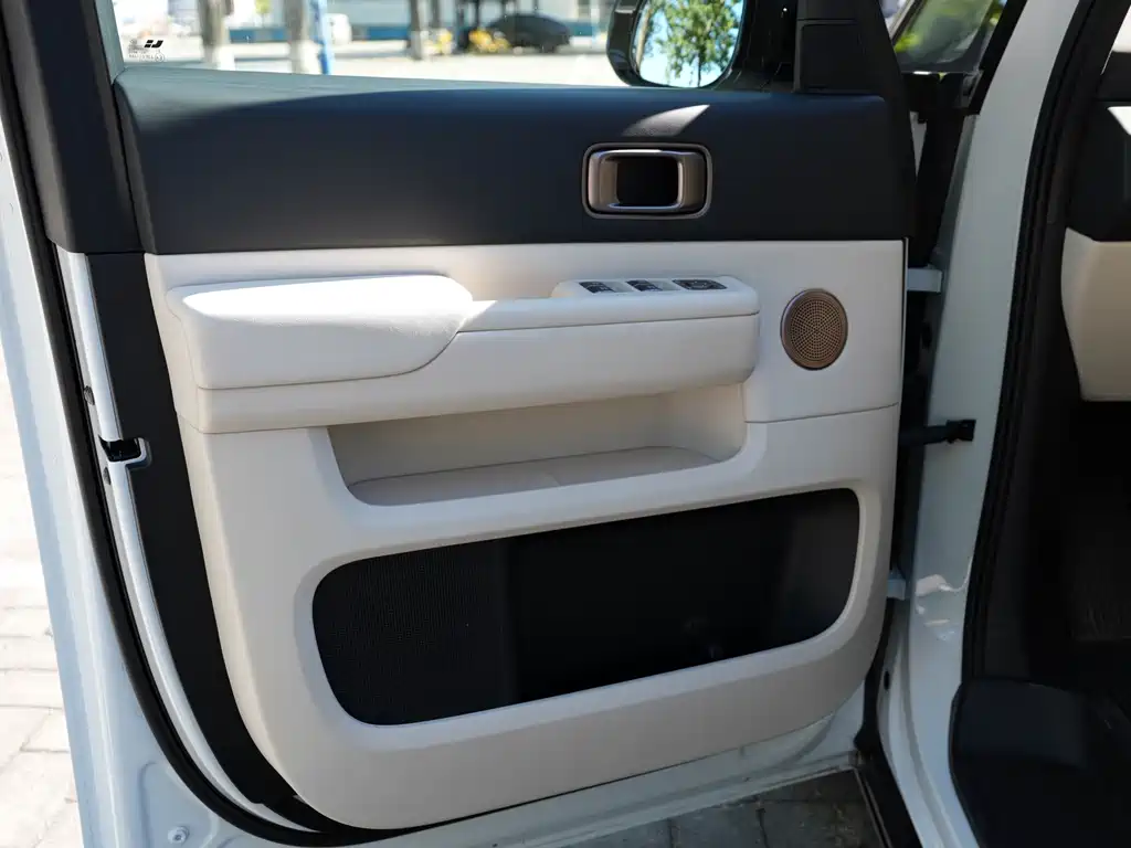 Li Auto Li MEGA — миниатюра 12