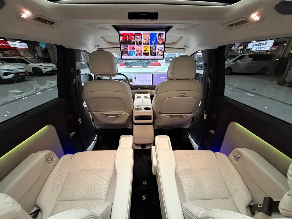 Li Auto Li MEGA — миниатюра 10