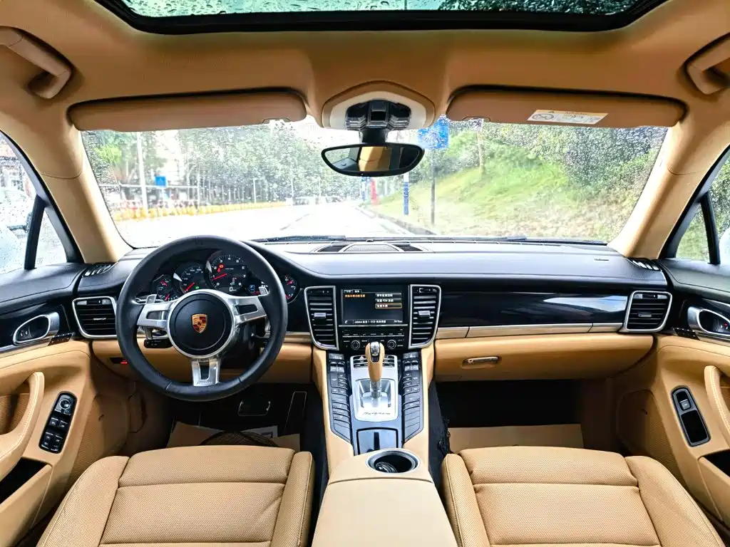 Porsche Panamera — миниатюра 8