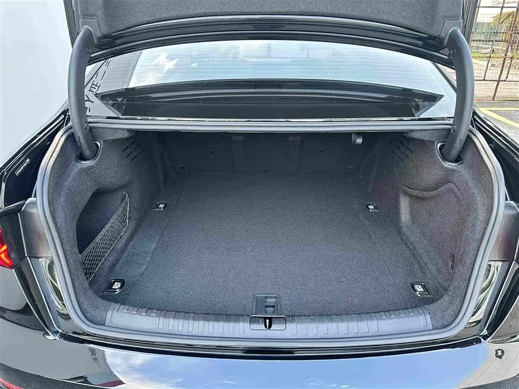 Audi A6L 2024 45 TFSI