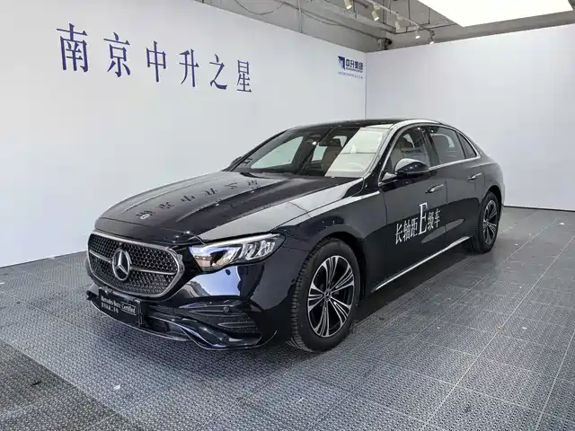 MERCEDES-BENZ E CLASS 2024