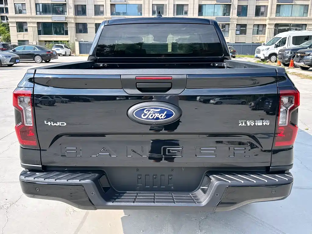 Ford Ranger — миниатюра 4