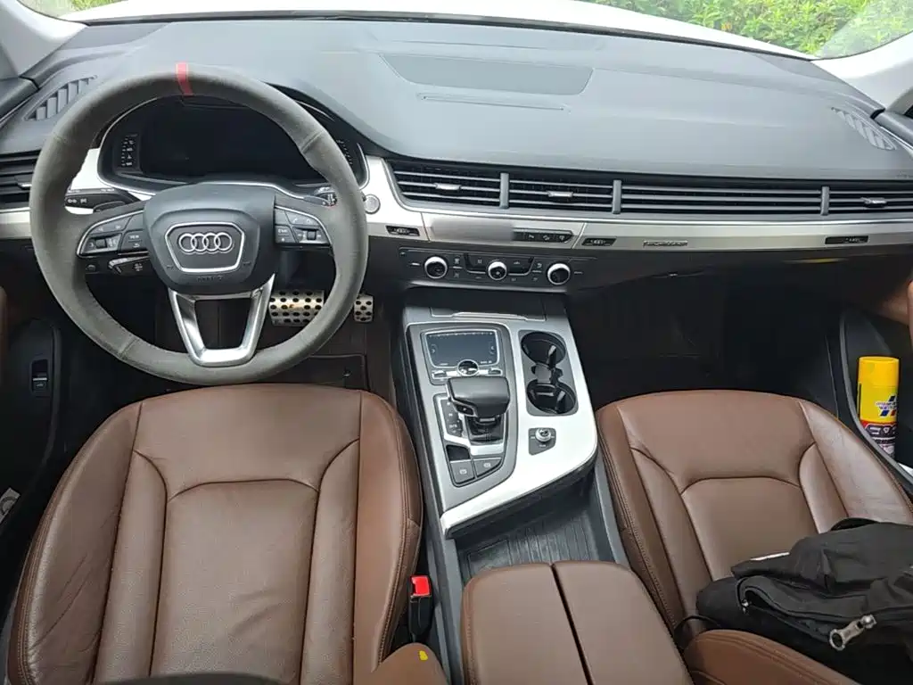 Audi Q7 — миниатюра 10