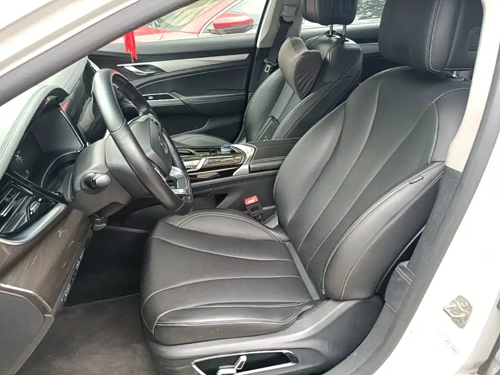 Geely Borui Hybrid — миниатюра 15
