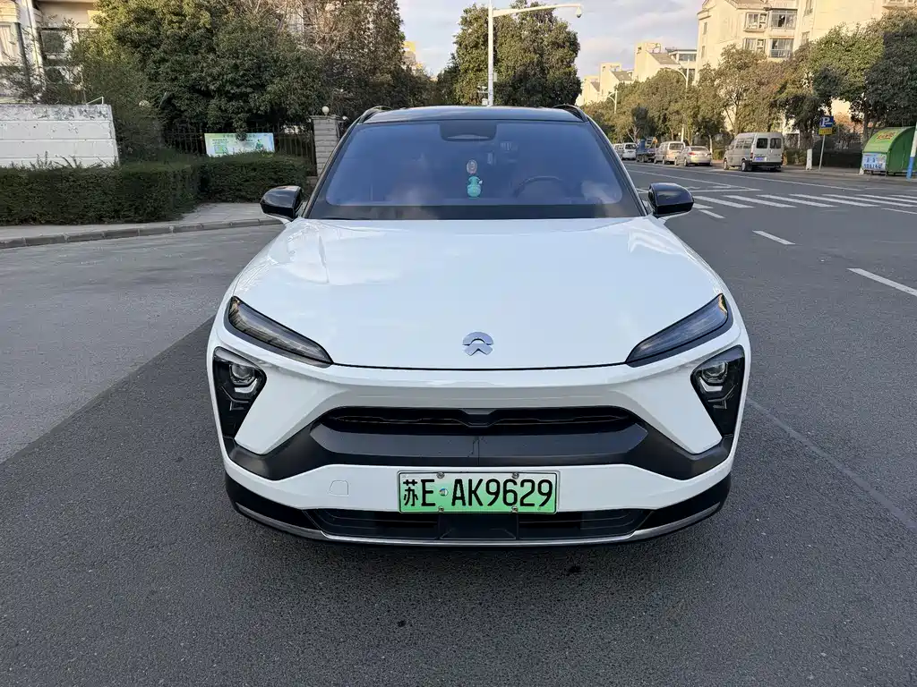 Nio ES6 2022