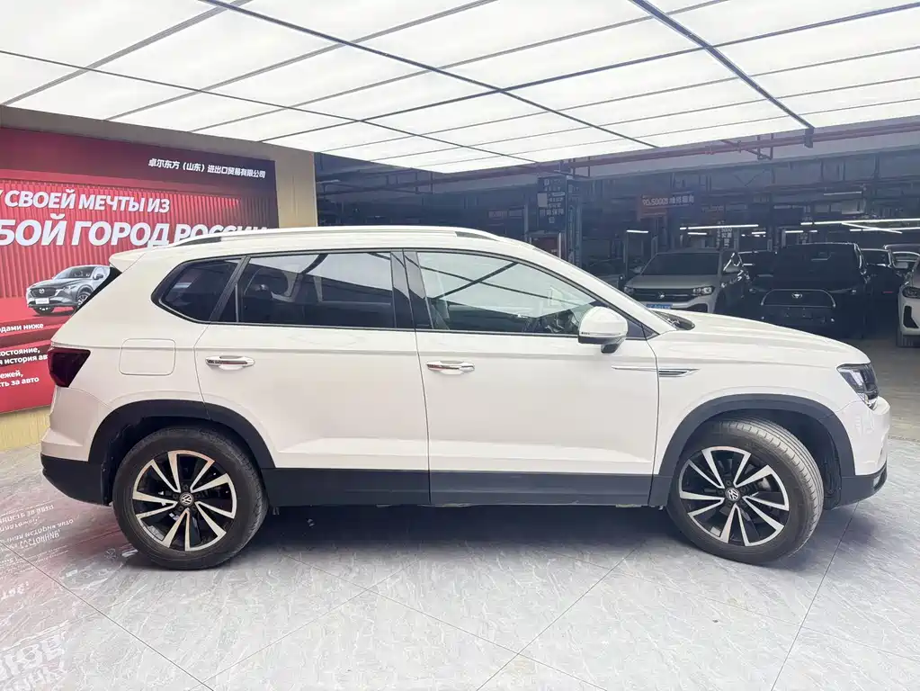 Volkswagen Tharu — миниатюра 4