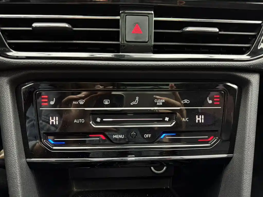 Volkswagen Tharu — миниатюра 15