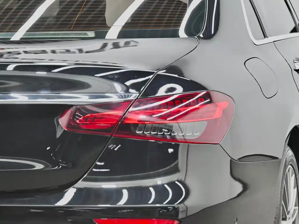 Mercedes-Benz E-Class E 2023 E 260 L