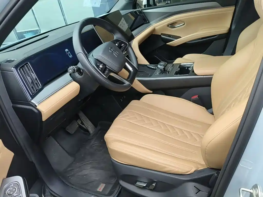 BYD L DM-i — миниатюра 15