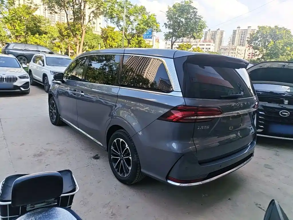 Roewe iMAX8 — миниатюра 5