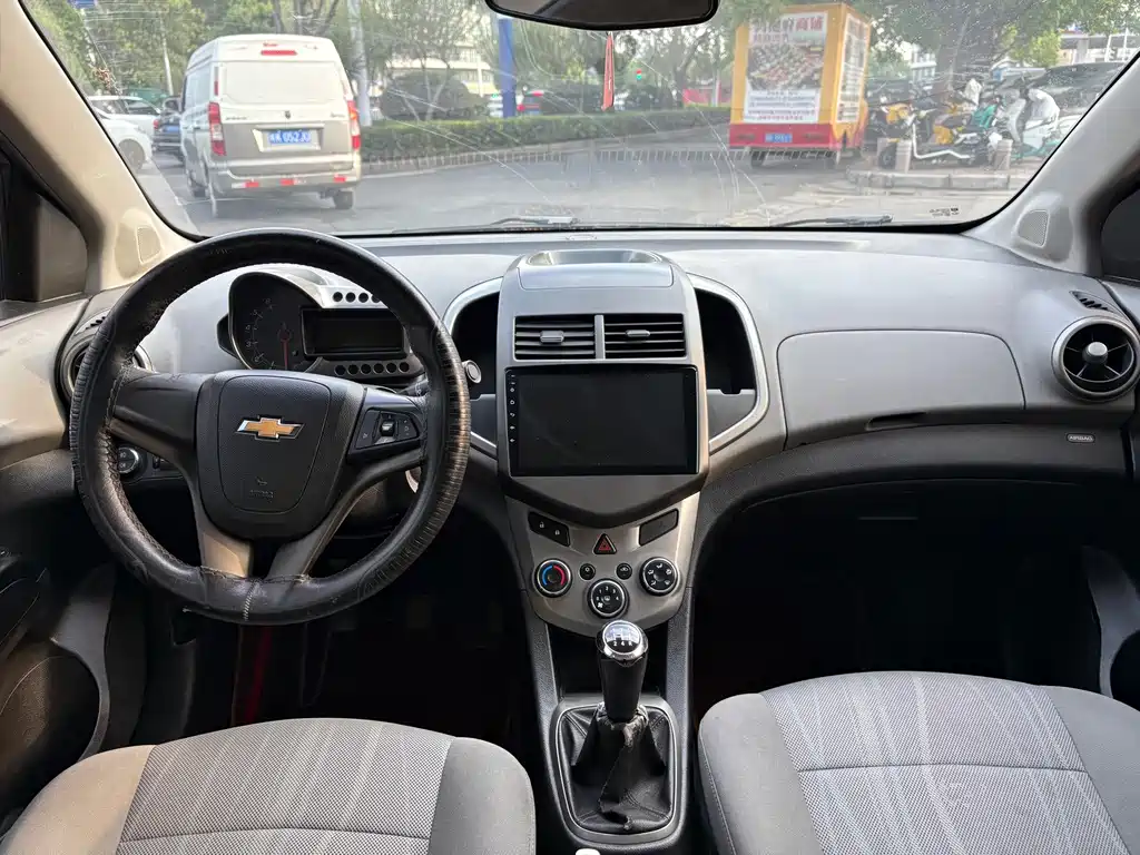 Chevrolet Aveo — миниатюра 6