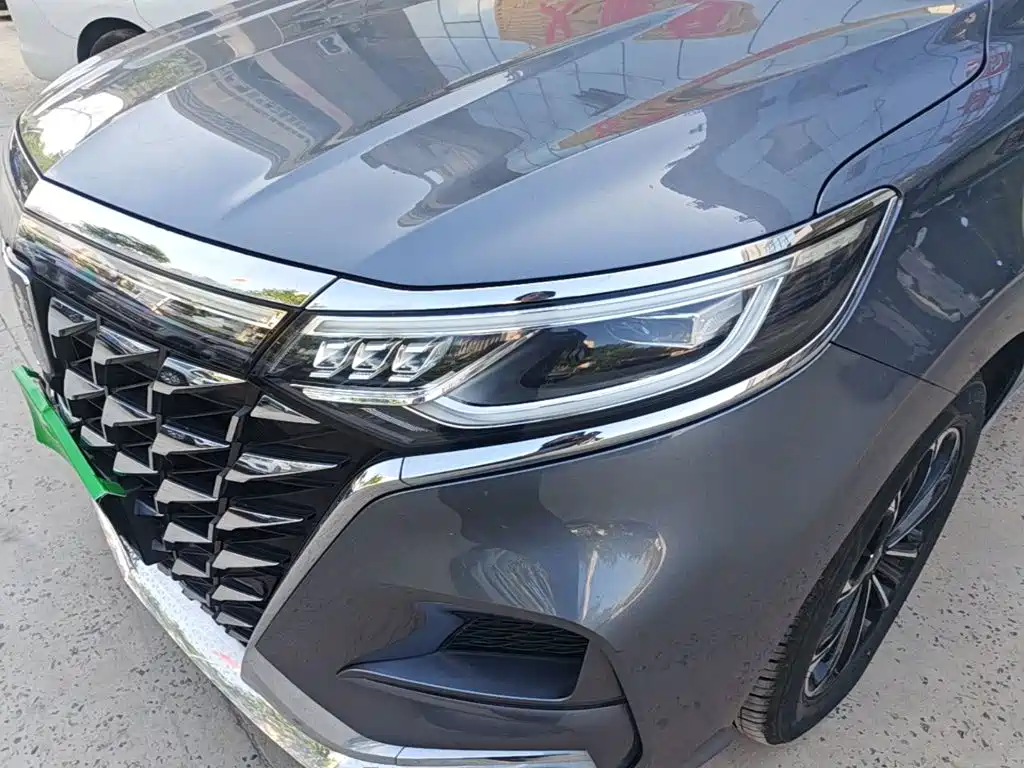Roewe iMAX8 — миниатюра 24