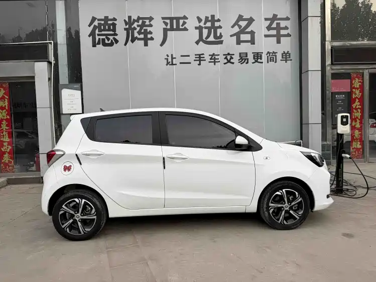 Changan Benben E-Star - фото 4