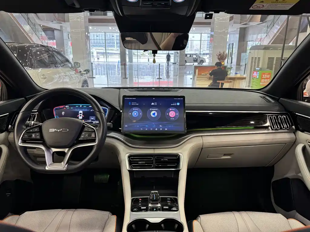 BYD Song Plus PLUS 2023 Champion DM-i 110KM Flagship PLUS