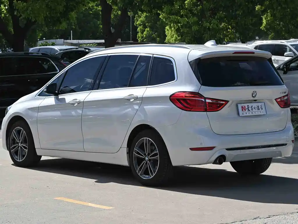 BMW 2 Series Gran Tourer — миниатюра 2