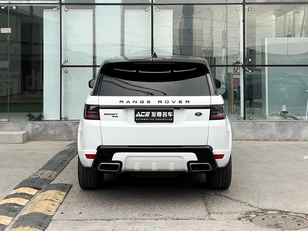 Land Rover Range Rover Sport 2021 3.0 L6 HST
