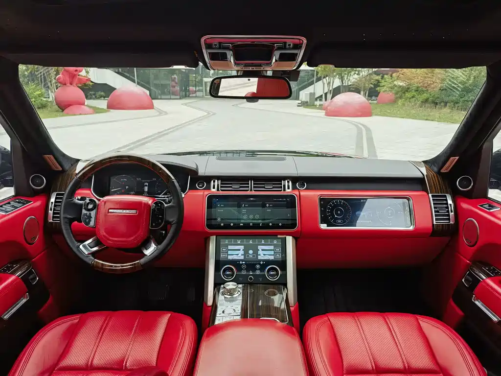 Land Rover Range Rover — миниатюра 10