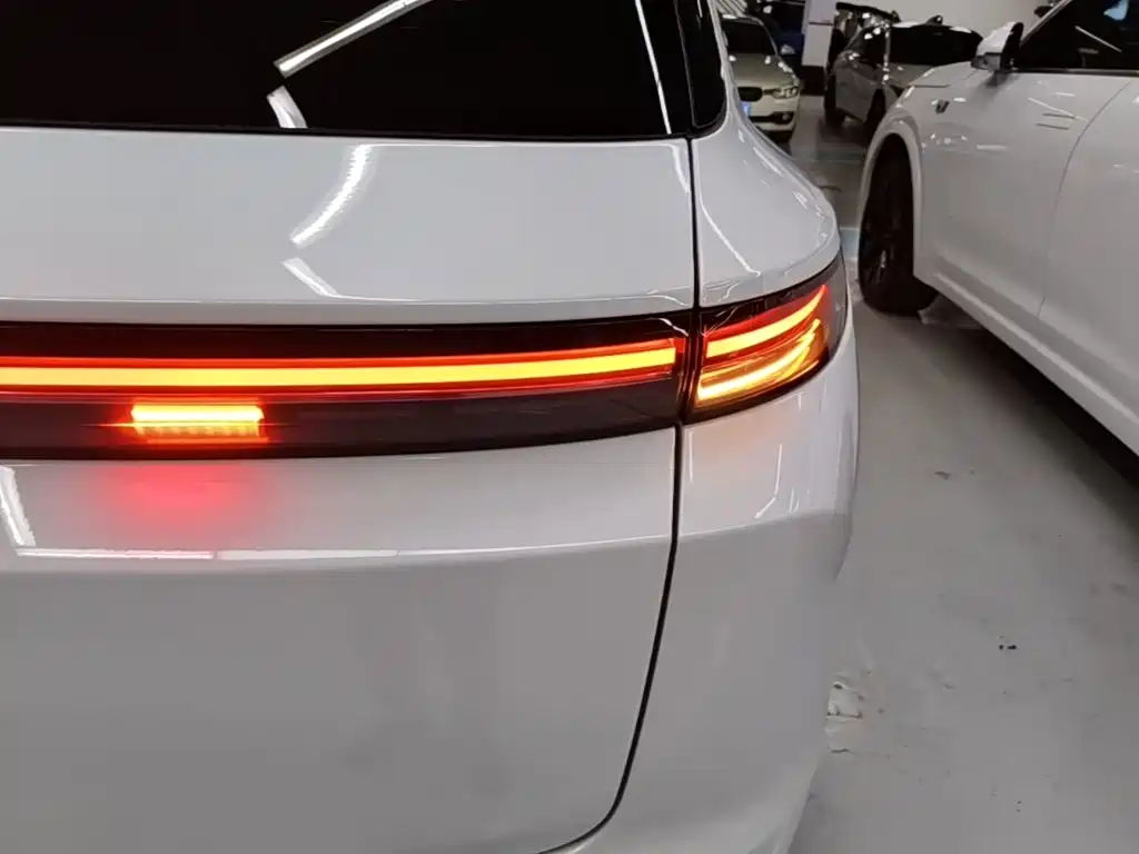 Li Auto Li L7 — миниатюра 8
