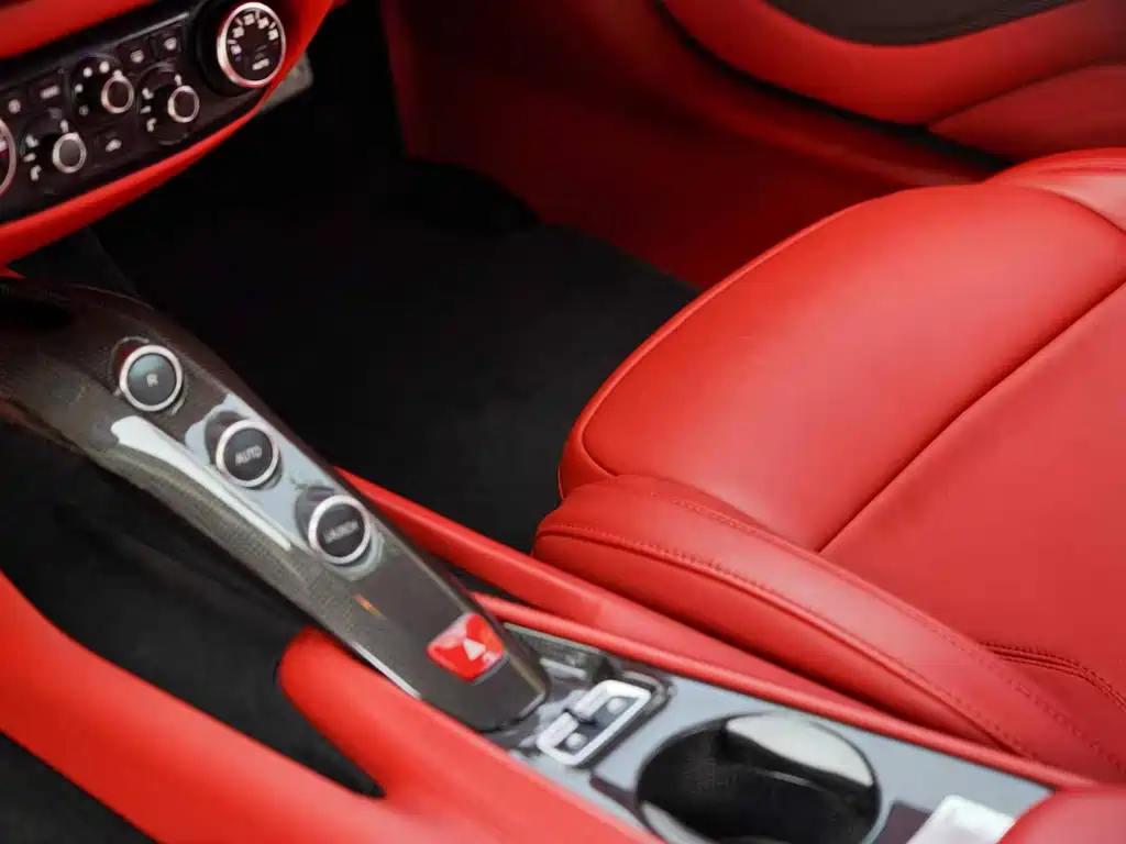 Ferrari F12berlinetta — миниатюра 33