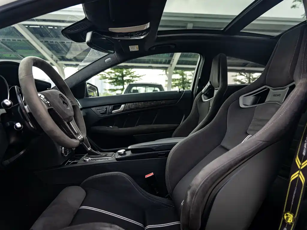 Mercedes-Benz C-Class AMG — миниатюра 17