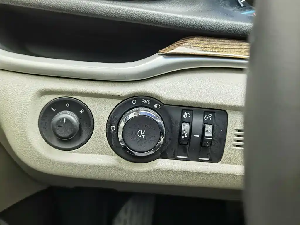 Buick Excelle — миниатюра 21