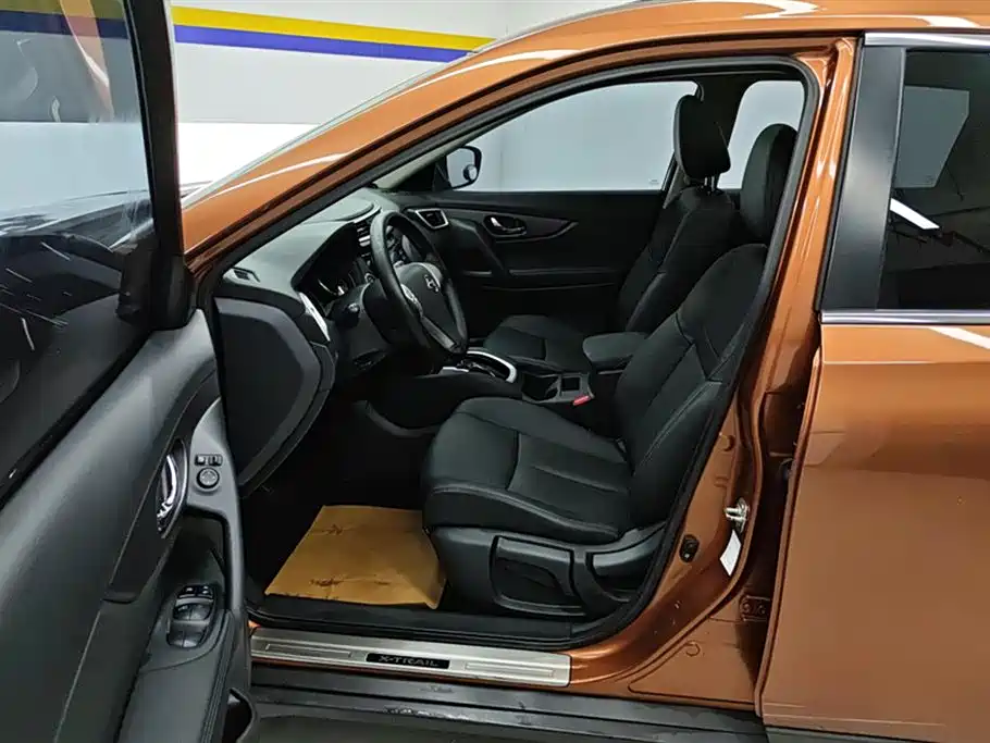 Nissan X-Trail 2014 2.0L CVT Comfort 2WD
