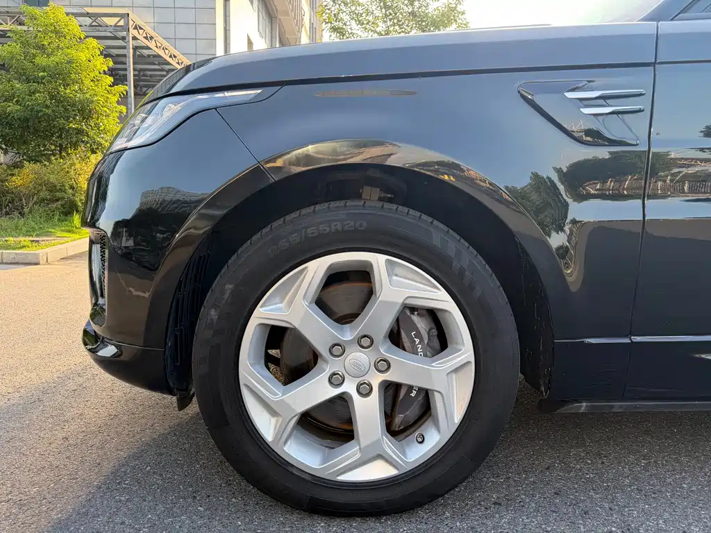 Land Rover Sport PHEV — миниатюра 4