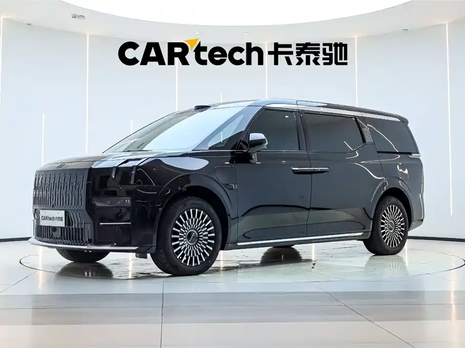 Zeekr 009 2024 мест Executive 108kWh