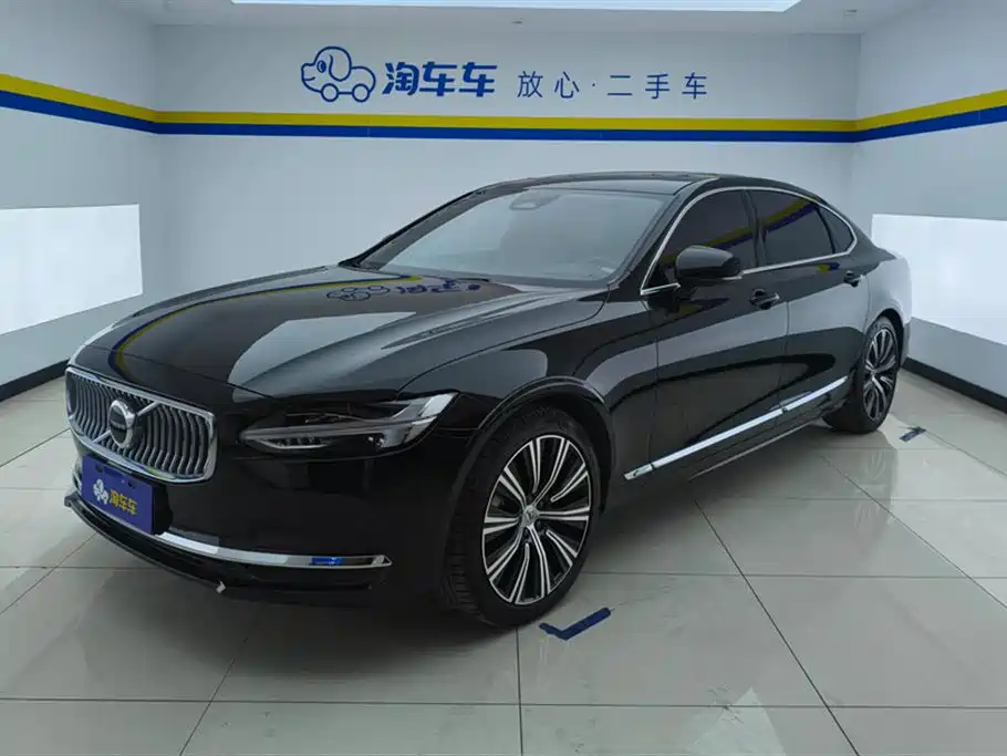 Volvo S90 2025 B5 Smart Vision Luxury Edition