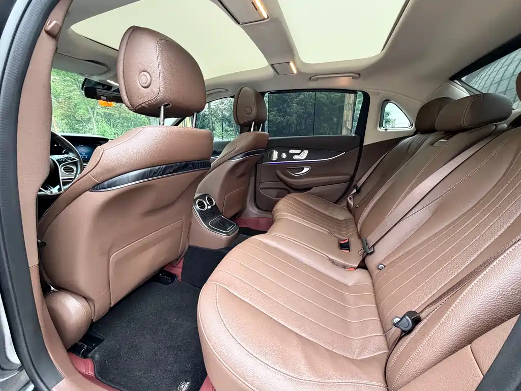 Mercedes-Benz E-Class E 2023 E 300 L Luxury