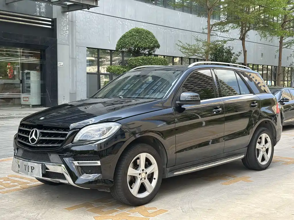 Mercedes-Benz M-Class 2014