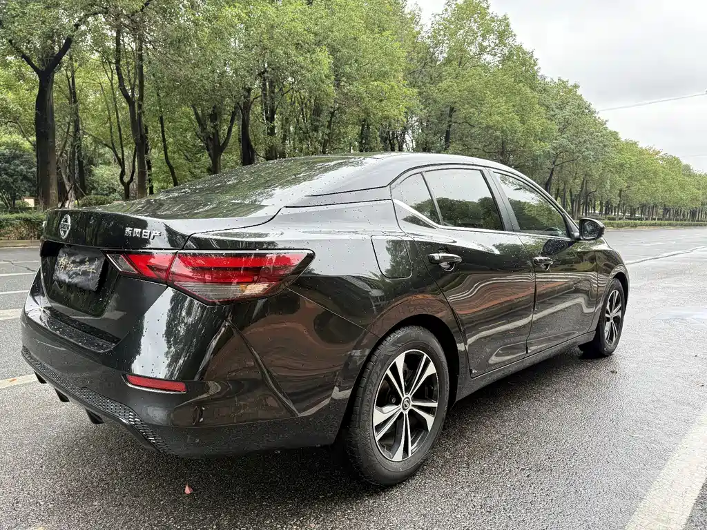 Nissan Sylphy — миниатюра 6