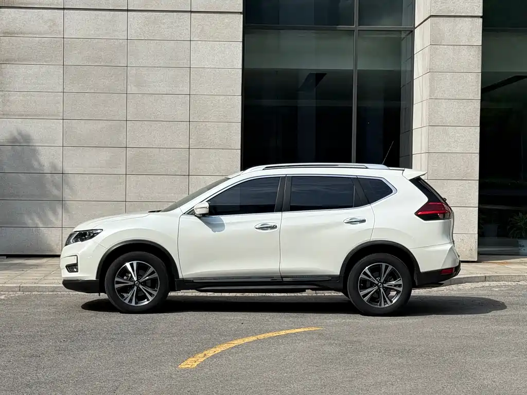 Nissan X-Trail 2019 2.5L CVT Luxury 4WD