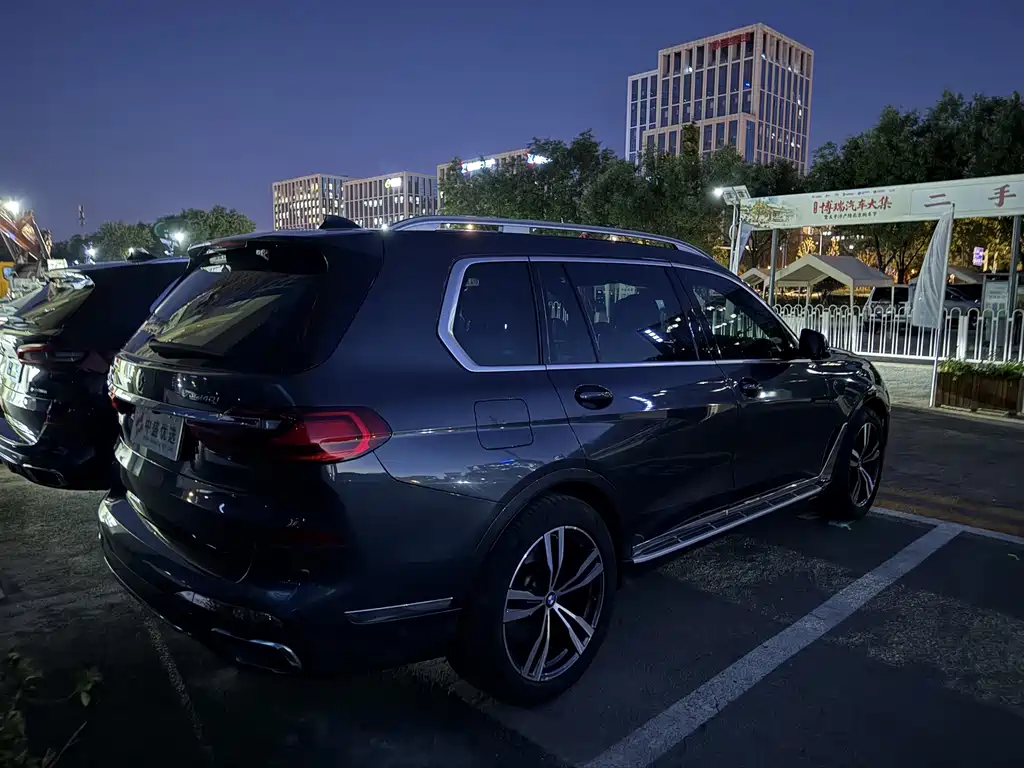 BMW X7 — миниатюра 6