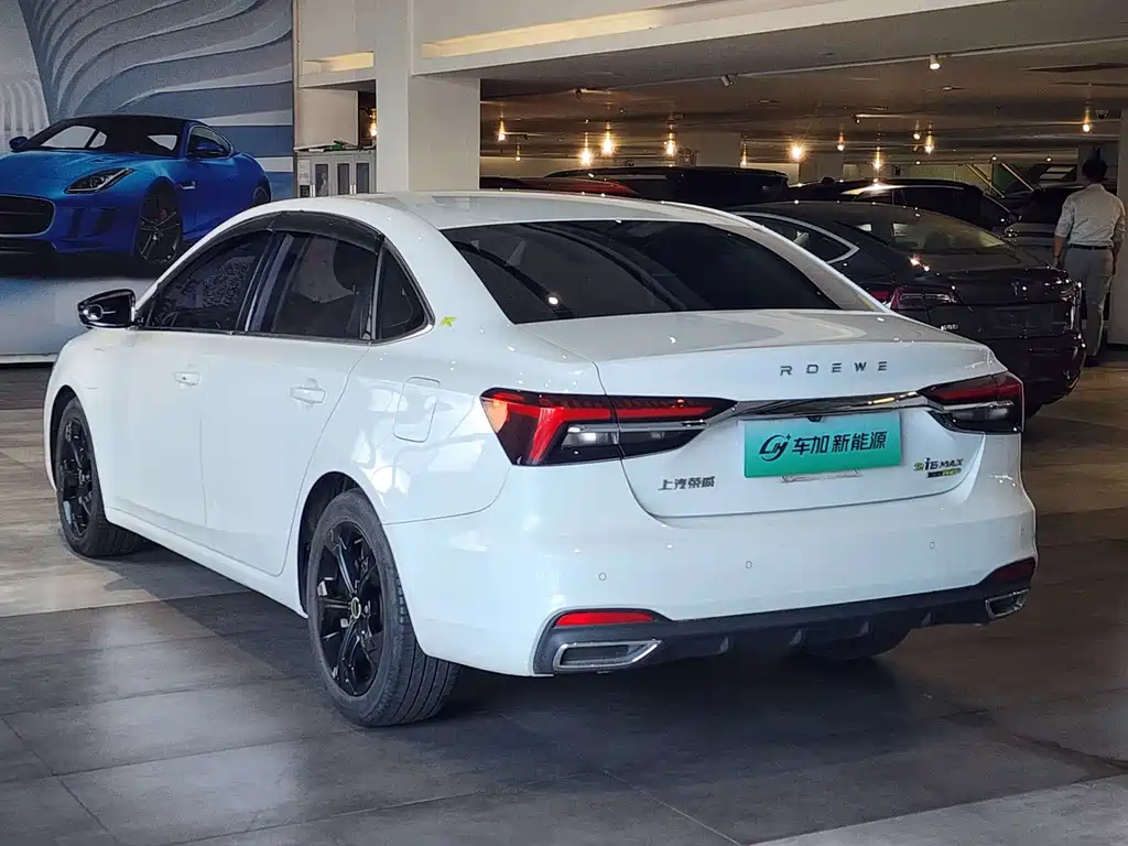 Roewe i6 MAX New Energy — миниатюра 9
