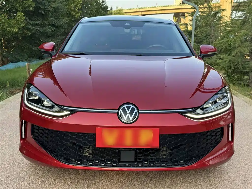 VOLKSWAGEN LINGDU