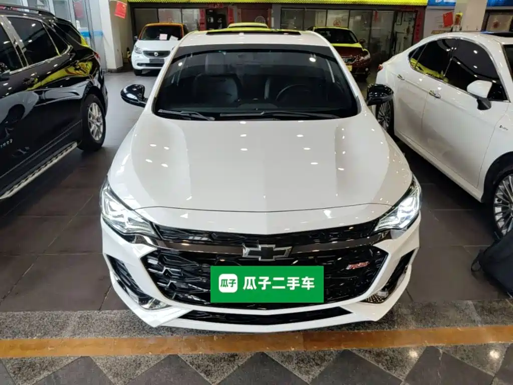 Chevrolet Monza 2020 RS 330T AT