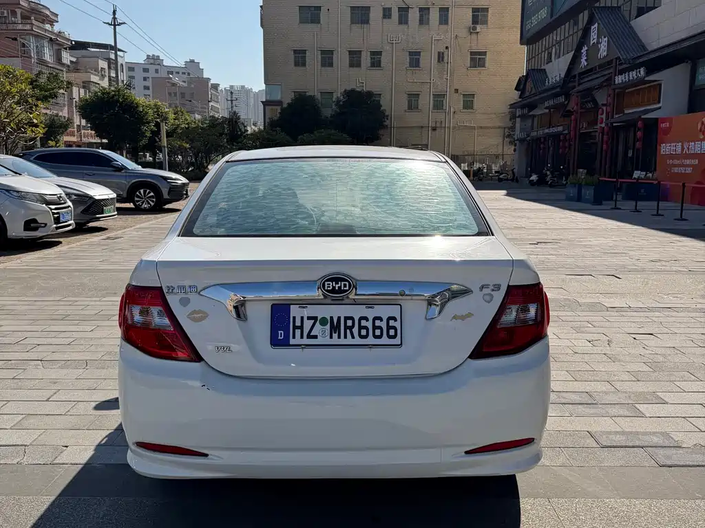 BYD F3