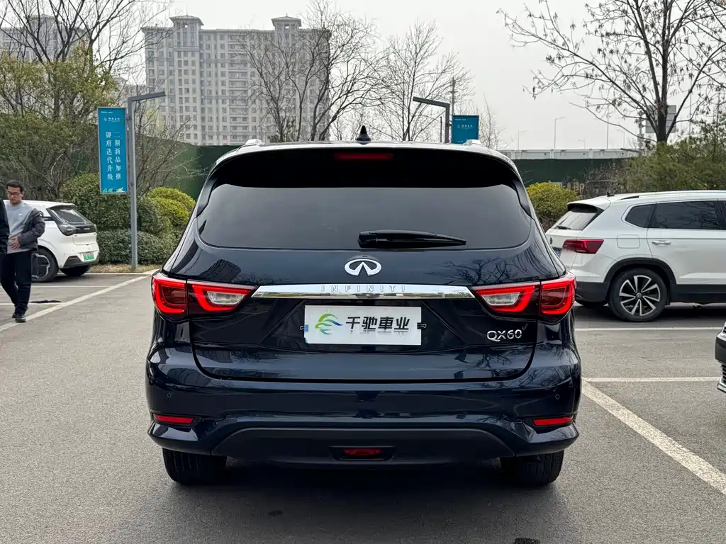 INFINITI QX60