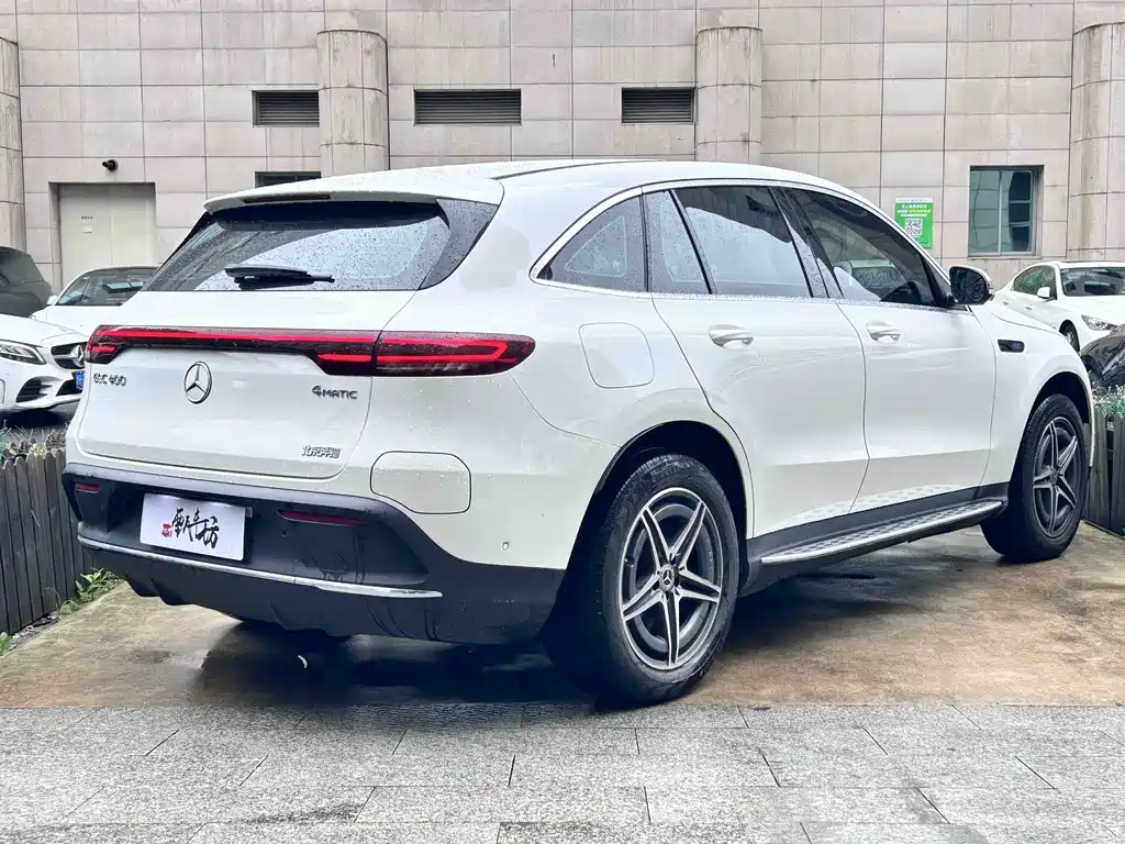 Mercedes-Benz EQC — миниатюра 3