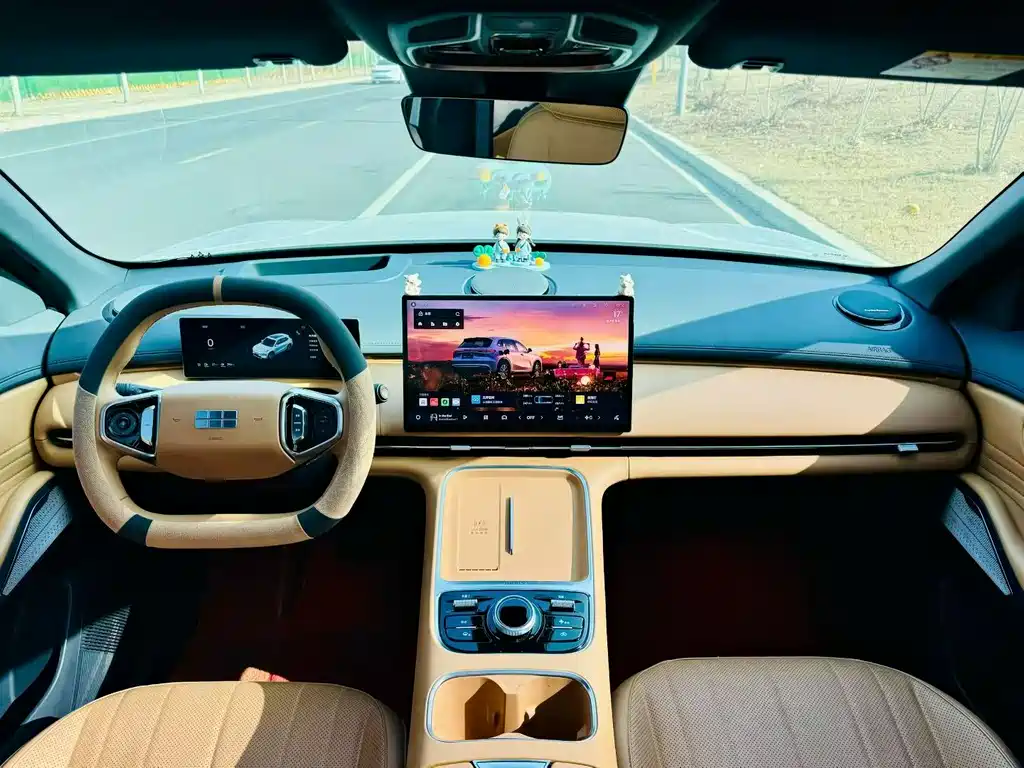 GEELY GALAXY GALAXY STARSHIP 7 EM I