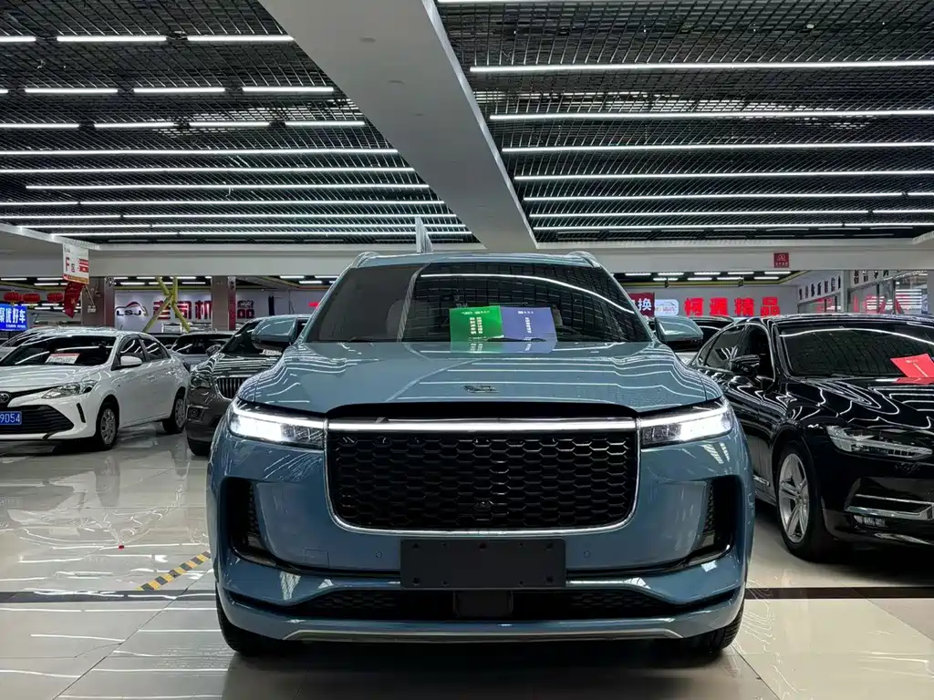 Li Auto Li ONE — миниатюра 2
