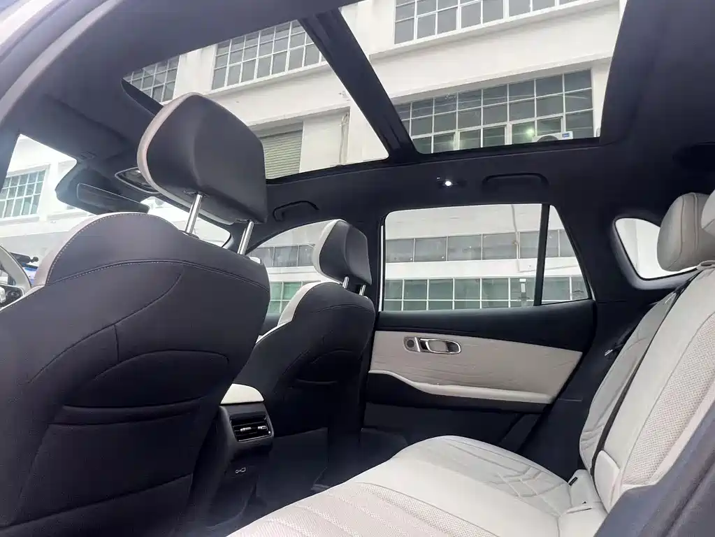 GEELY GALAXY GALAXY STARSHIP 7 EM I