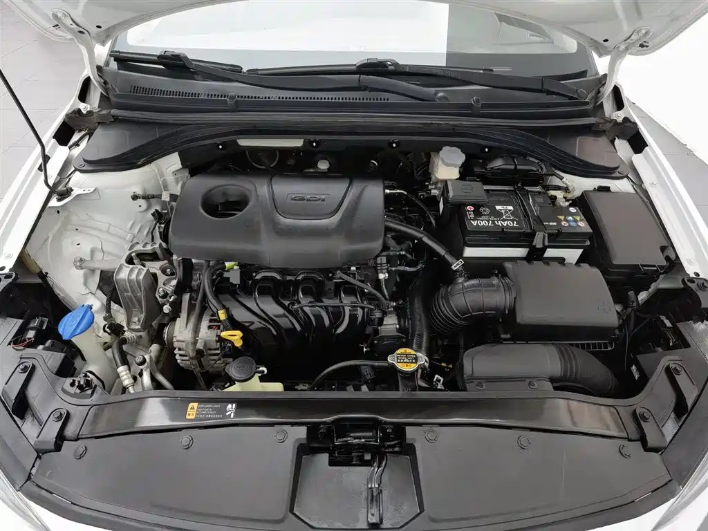 Hyundai Elantra 2018 1.6L AT 15