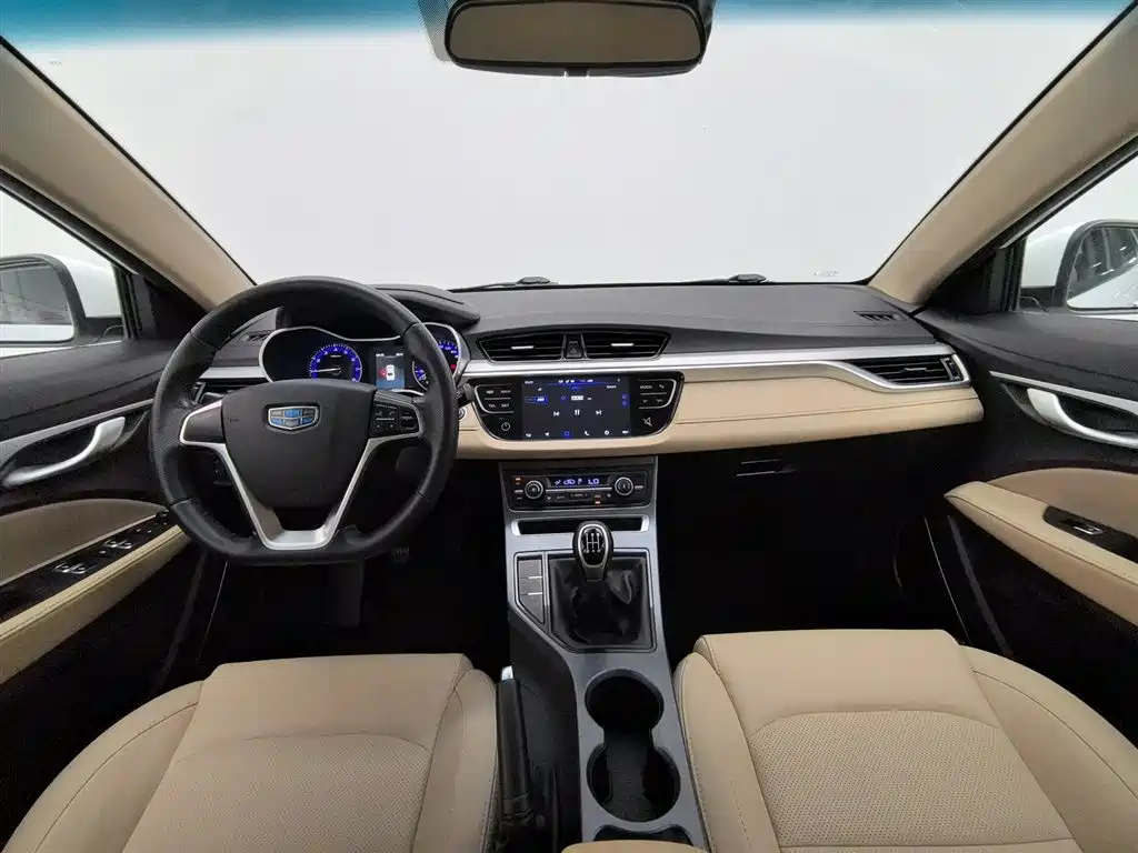 Geely Emgrand 2018 1.5L MT Luxury