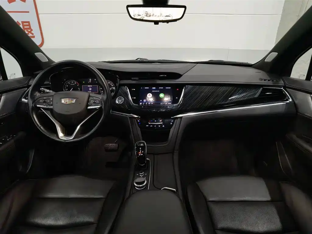 Cadillac XT6 2022 2.0T мест Luxury
