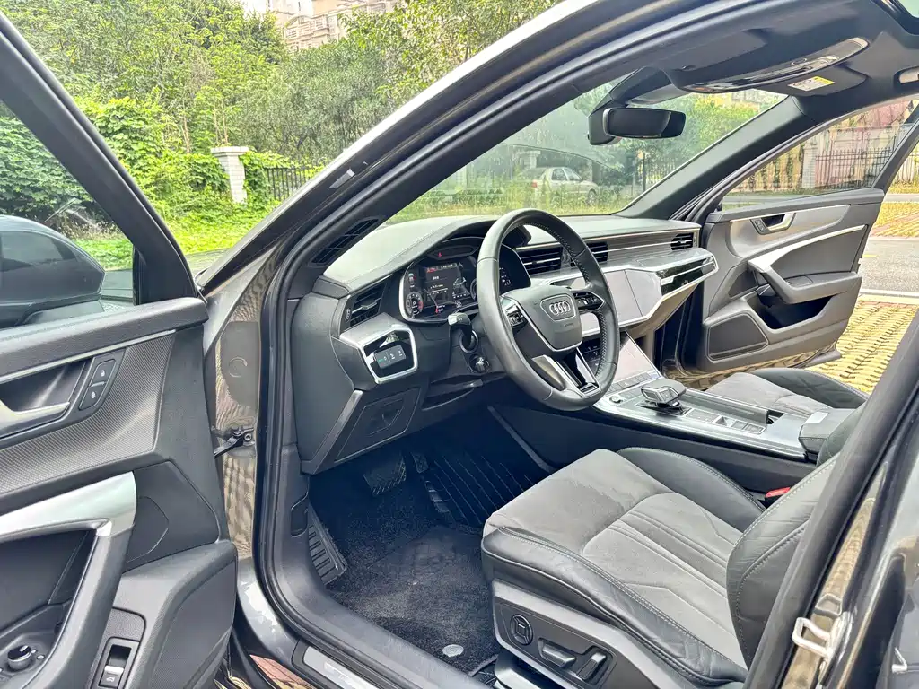 Audi A6L — миниатюра 10